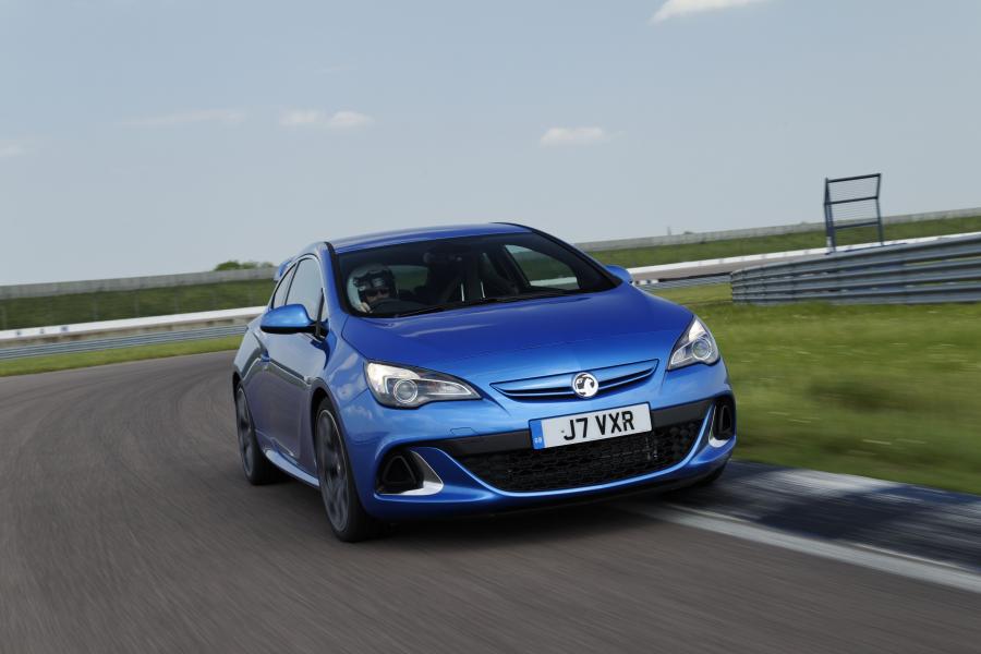 Vauxhall Astra VXR 2012 года  (фото 110 из 274)
